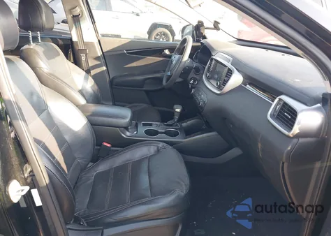 2019 Kia Sorento 2.4L Lx from USA, damaged, VIN 5XYPG4A36KG550066